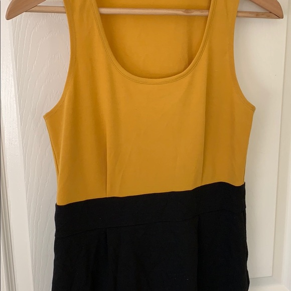 Vifille Dress Size: 2 Used - Picture 3 of 6